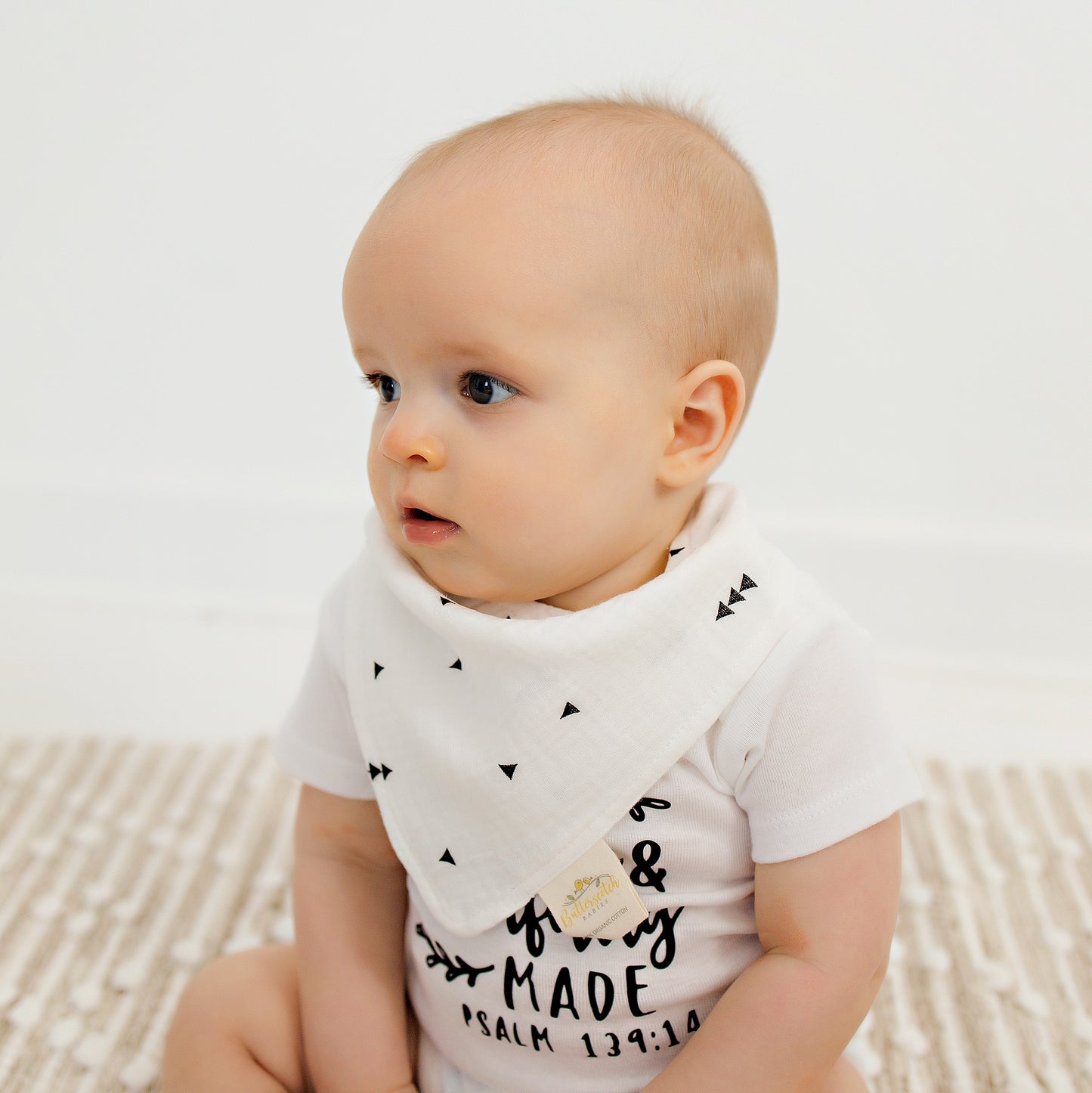 Organic Cotton White Arrow Bandana Bib
