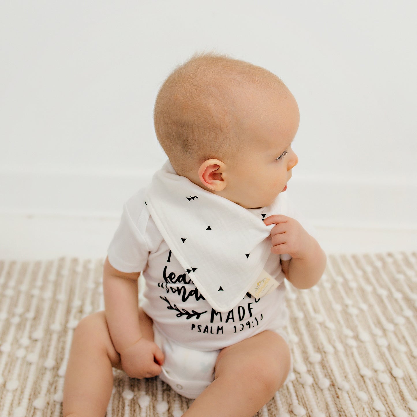 Organic Cotton White Arrow Bandana Bib